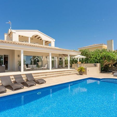 Villa Mala Bay Маон Экстерьер фото