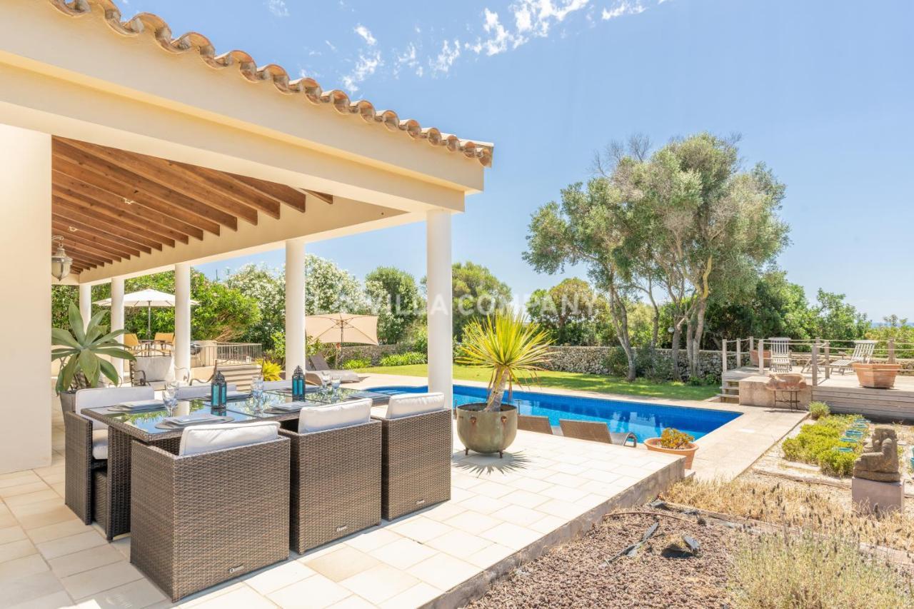 Villa Mala Bay Маон Экстерьер фото