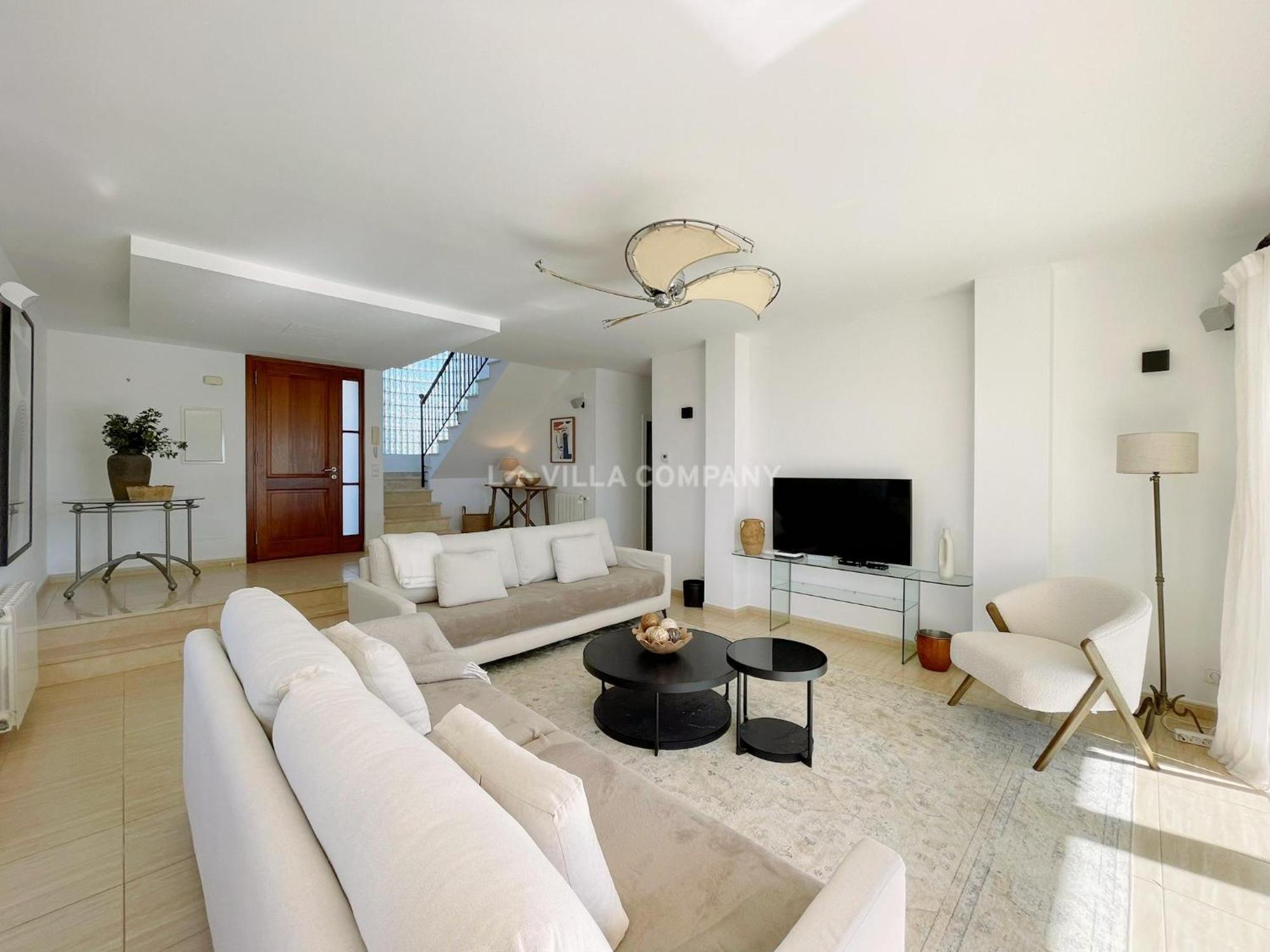 Villa Mala Bay Маон Экстерьер фото